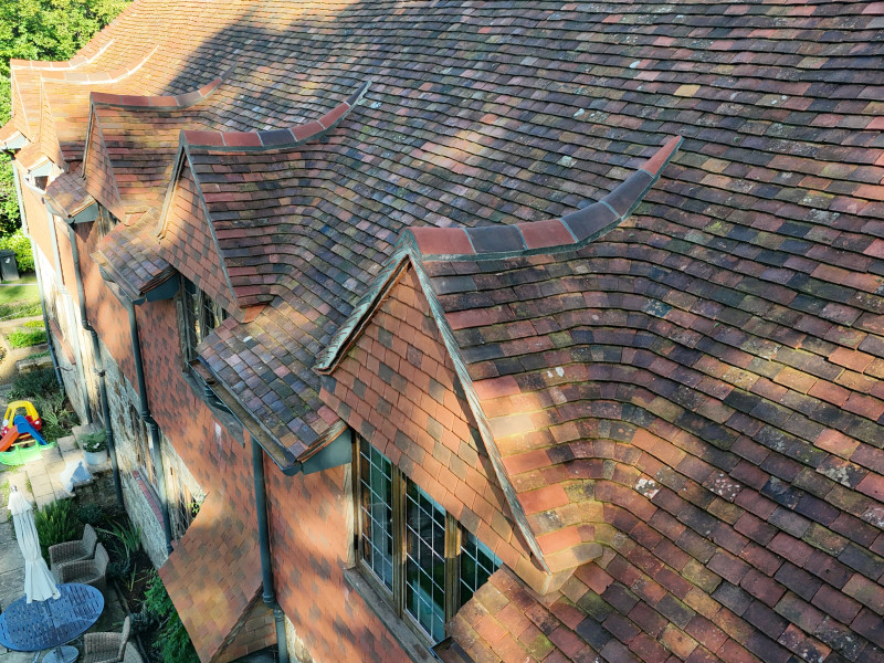 Working With Clay Peg Tiles on Heritage Roofs